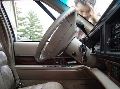 Universal Locksmith Store Greenville, RI 401-239-1496 Universal Locksmith Store Greenville, RI 401-239-1496 - 20-Car-Lockout